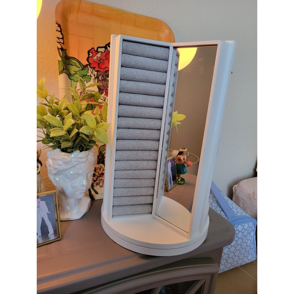 Rotating Jewelry Organizer